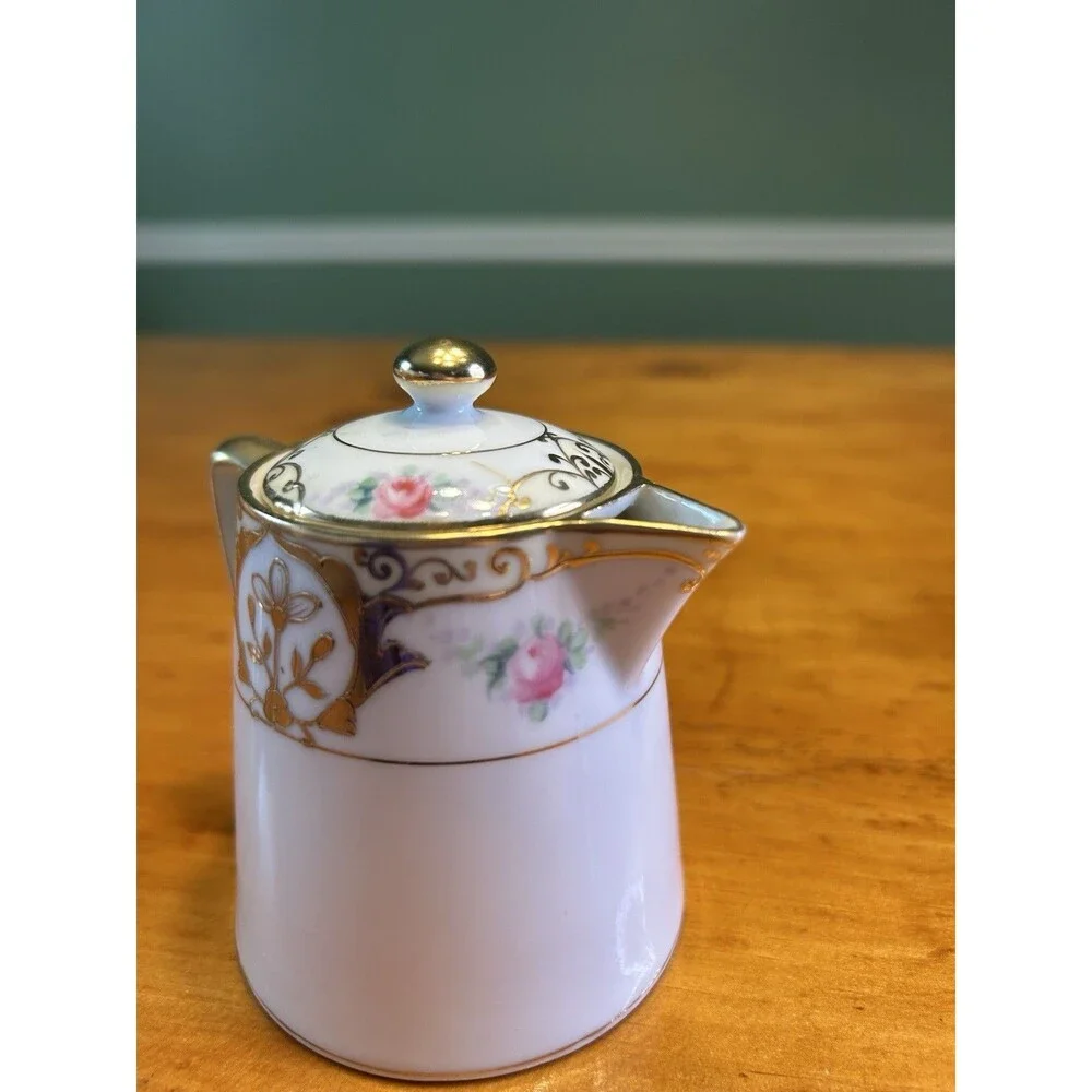 Nippon Hand Painted Porcelain Floral & Gold Gilt Syrup Pitcher‎ with Lid